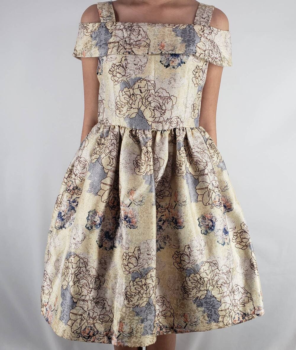 Belle Badgley Mischka Floral Metallic Princess Dress Size 12
